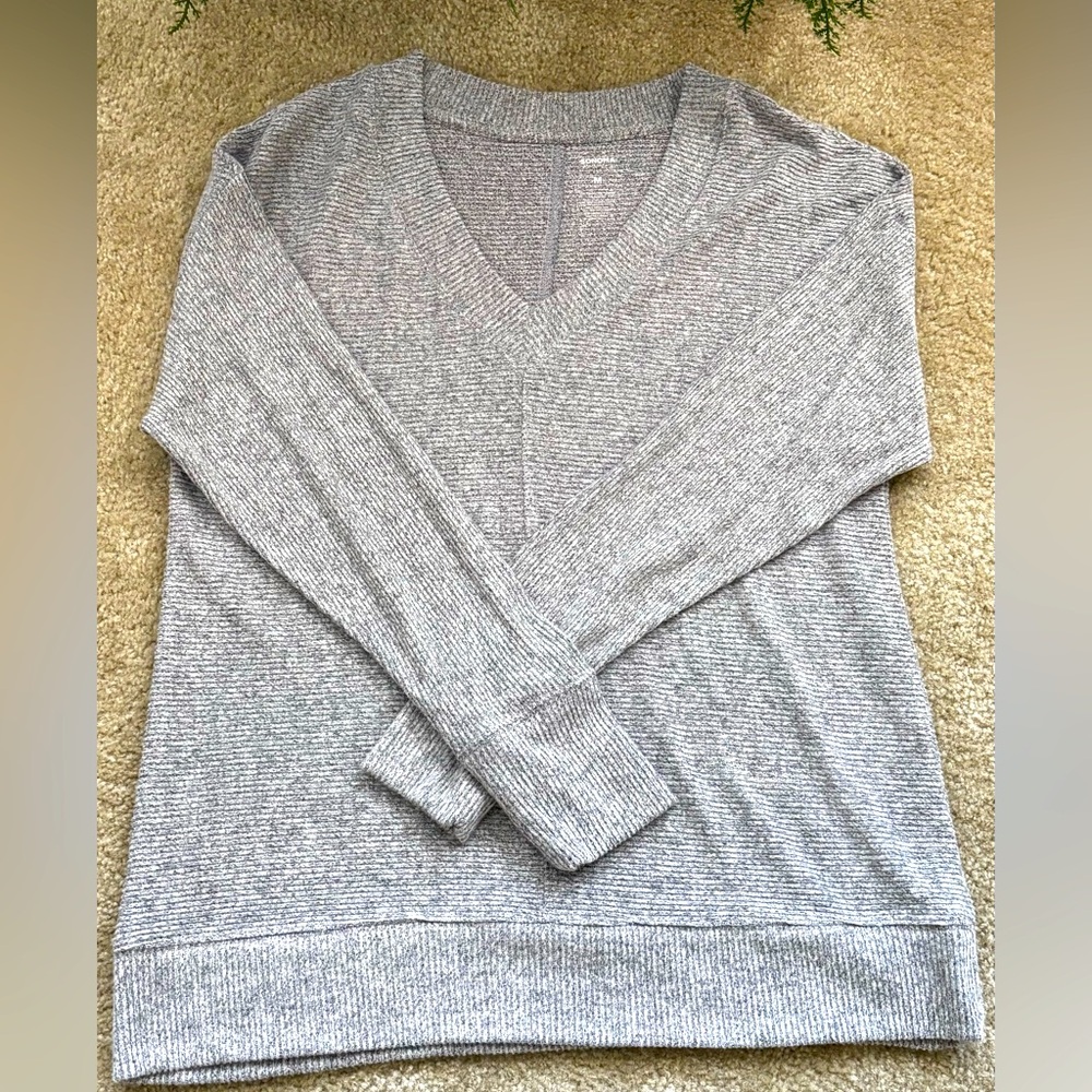 Sonoma Women’s Heathered Gray V-Neck Sweater.